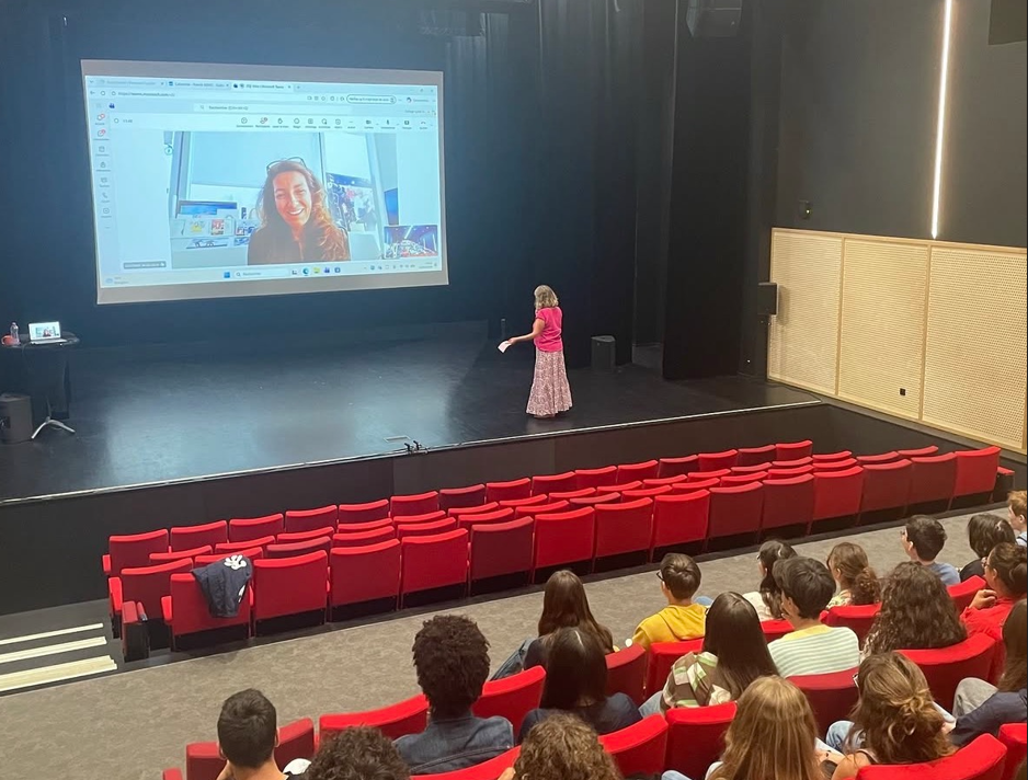 Anne-Claire Coudray marraine de la promotion des terminales